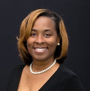 Meet your Posher, Aisha